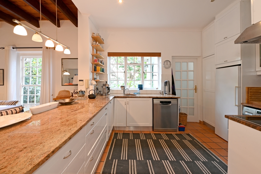 2 Bedroom Property for Sale in Newlands Western Cape